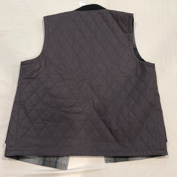 NWT Men’s Pendleton Reversible Vest. Size: Medium - Picture 2 of 5